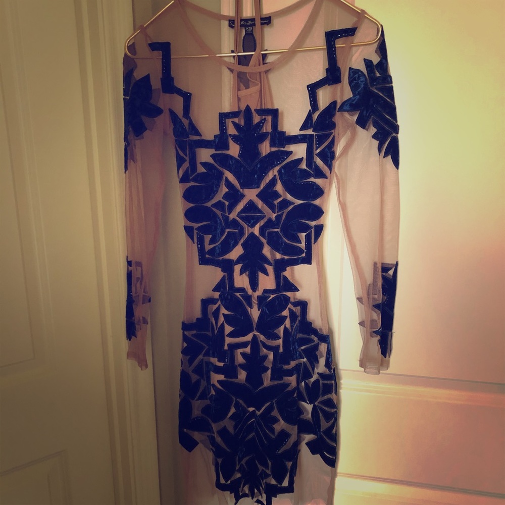 For Love and Lemons dress ❤️